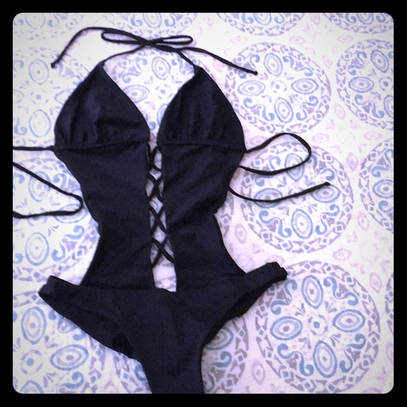NWOT Sweet Treats Black Monokini Scrunch Bottoms - Picture 2 of 3